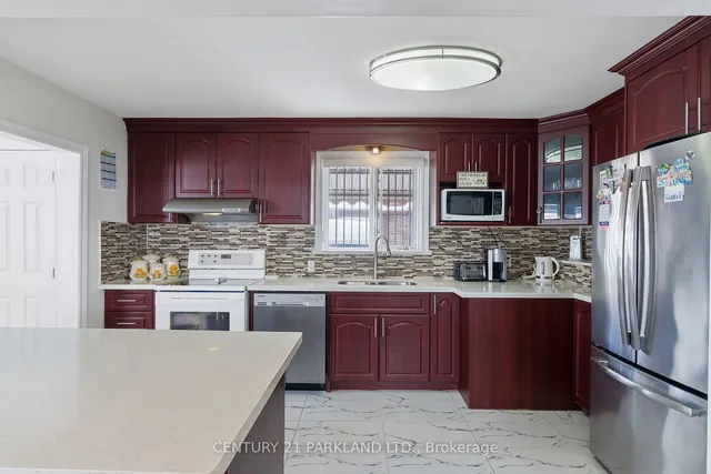 Additional image 6 of 14 Maxim Cres