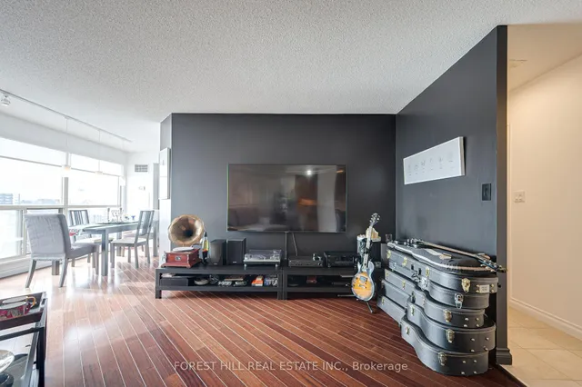 Additional image 12 of 2267 Lakeshore Blvd Unit 707