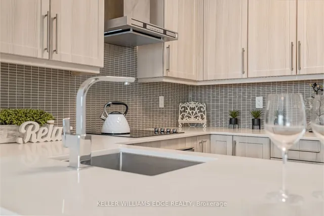 Additional image 14 of 2081 Fairview St Unit 1406