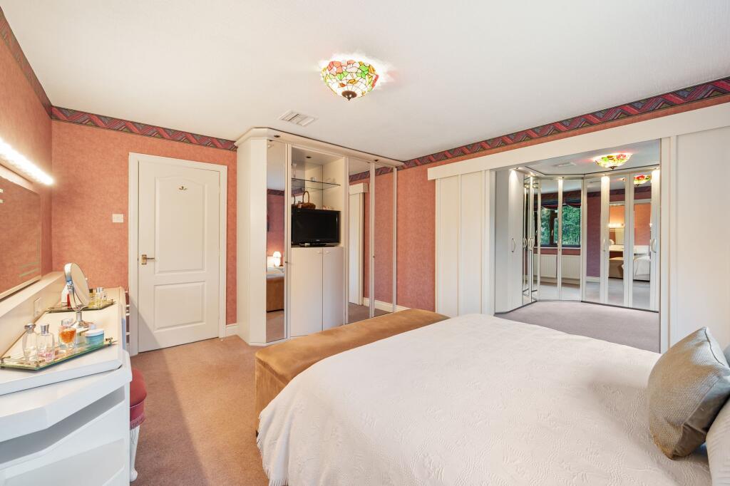 Additional image 23 of The Drays, New Hall Place, Heaton BL1 5 – A Spacious & Adaptable 5-Bed Home in Private Gated Setting