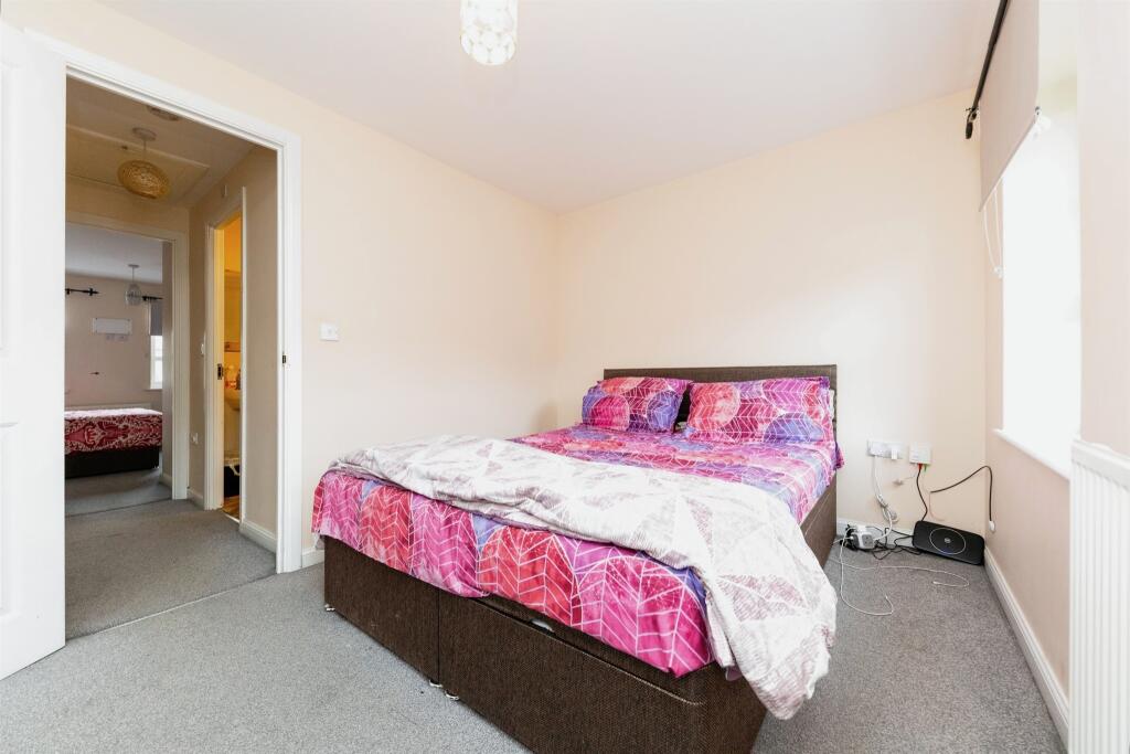 Additional image 7 of Sandpiper Close, Hatfield