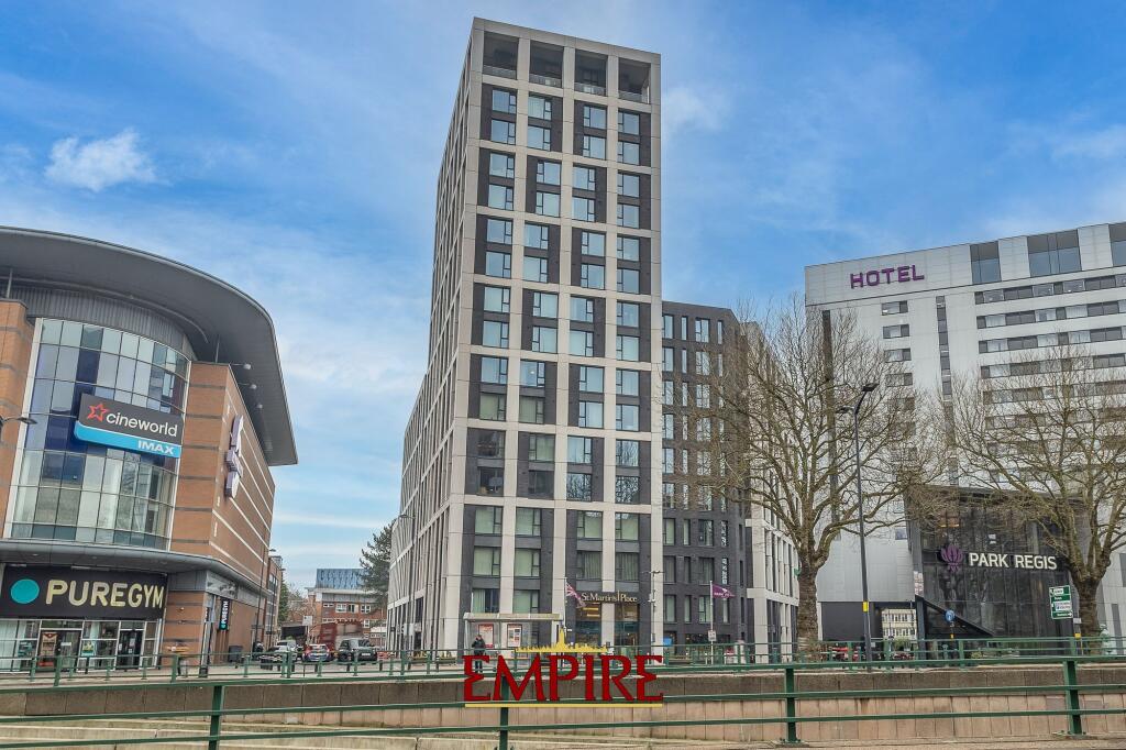 Broad Street, St. Martins Place, B15