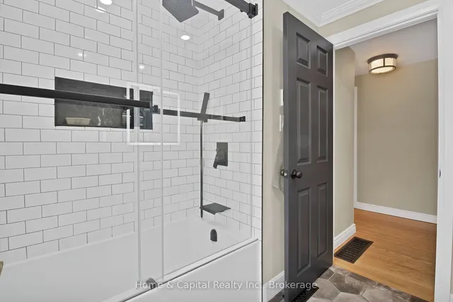 Additional image 25 of 4069 SPRUCE Ave