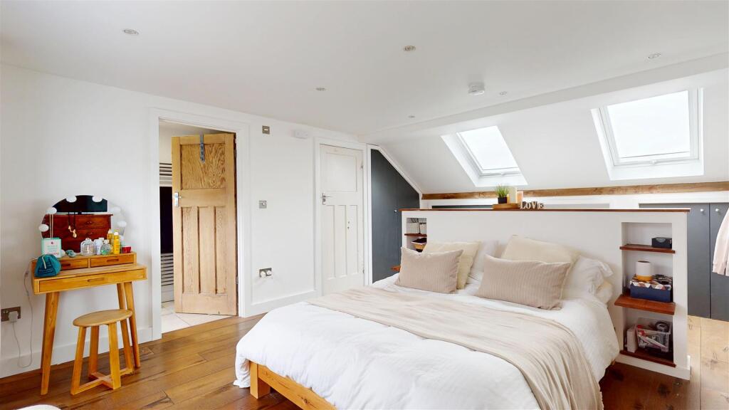 Additional image 27 of Ravenhill Avenue, Knowle, Bristol