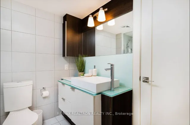 Additional image 6 of 300 Front St Unit 907