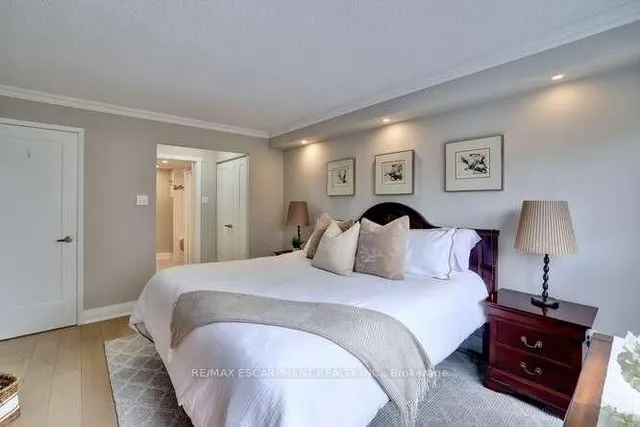 Additional image 15 of 2210 Lakeshore Rd Unit 504