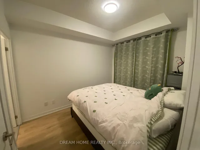 Additional image 4 of 32 Forest Manor Rd Unit 609