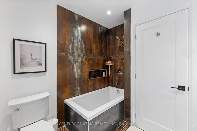 Additional image 20 of 81 Sir Williams Lane