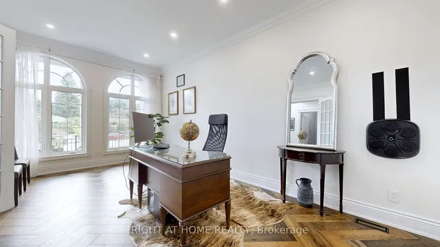 Additional image 16 of 10 Avery Ave