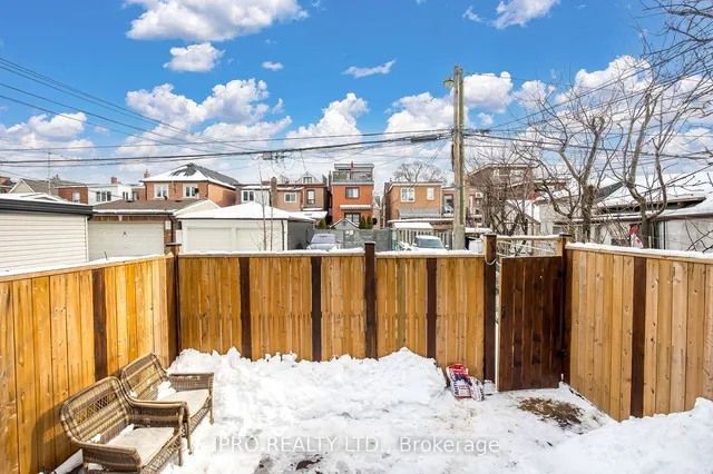 Additional image 28 of 1351 Lansdowne Ave