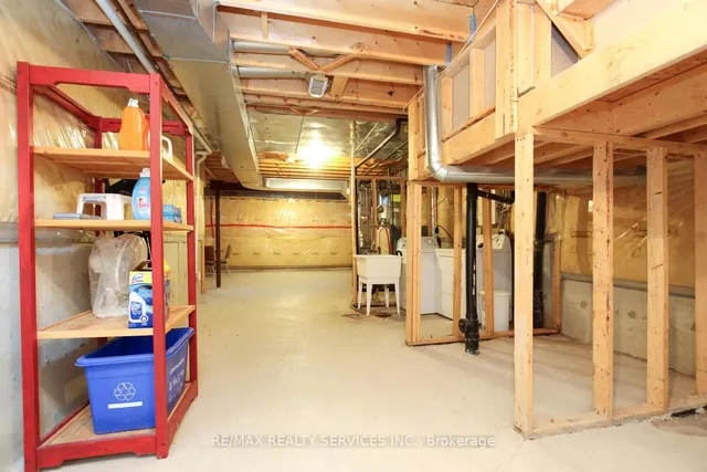 Additional image 31 of 83 Starhill Cres