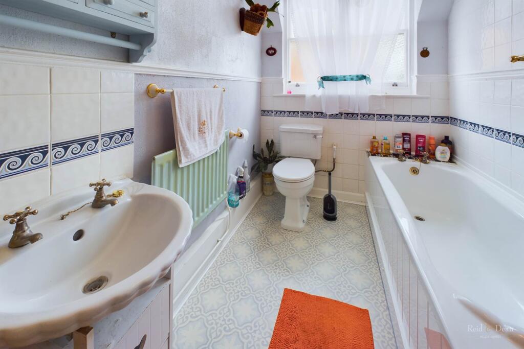 Additional image 19 of St Johns Road, Meads