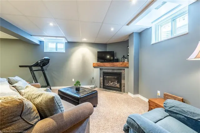 Additional image 30 of 11 Summit Dr