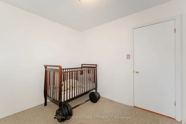 Additional image 32 of 144 ABELL Dr