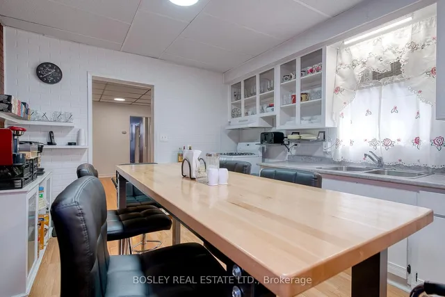 Additional image 16 of 94 Saint Clarens Ave