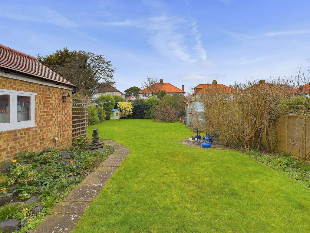 Additional image 19 of Broomfield Avenue, Worthing BN14 7RZ