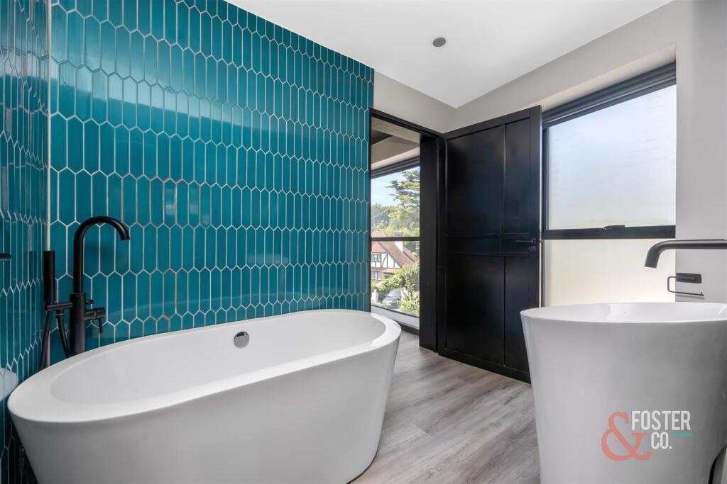 Additional image 12 of Woodland Drive, Hove