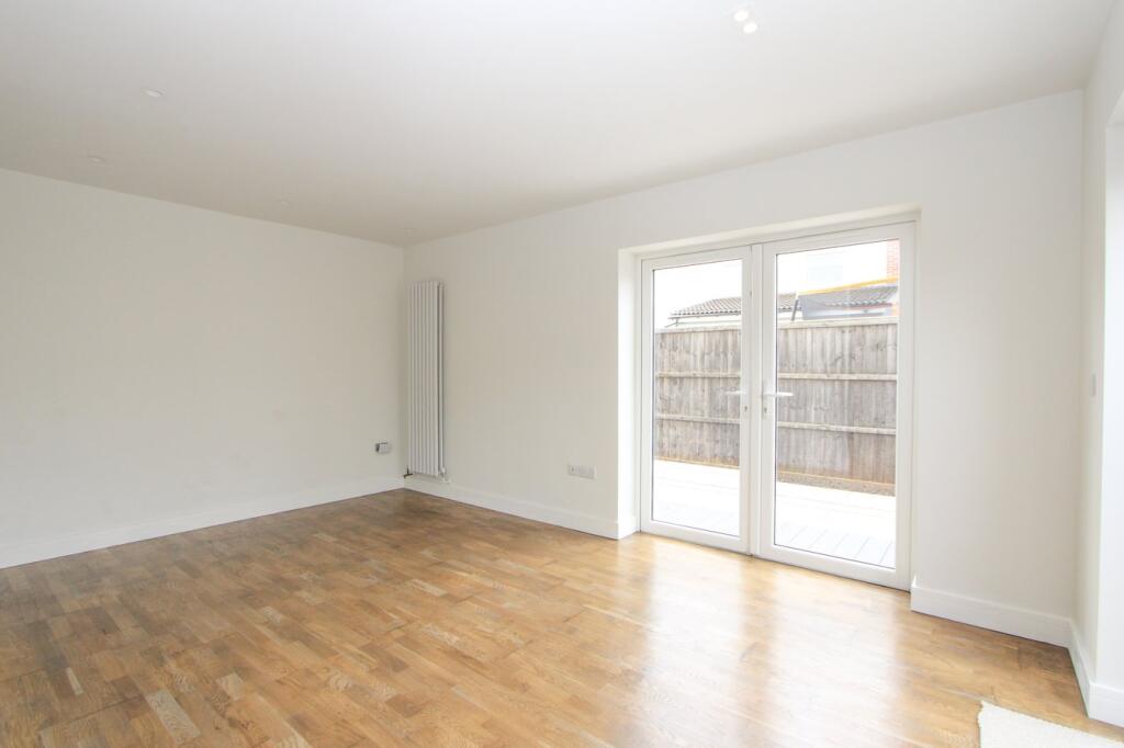 Additional image 8 of Highworth Crescent, Yate, BS37