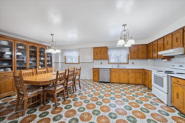 Additional image 11 of 83a Vanbrugh Ave