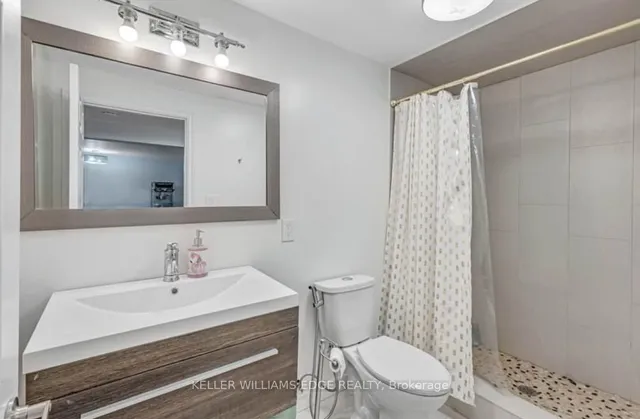 Additional image 30 of 2218 Vista Dr