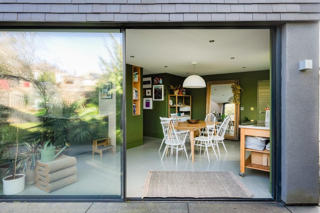 Additional image 37 of Great Brockeridge, Bristol