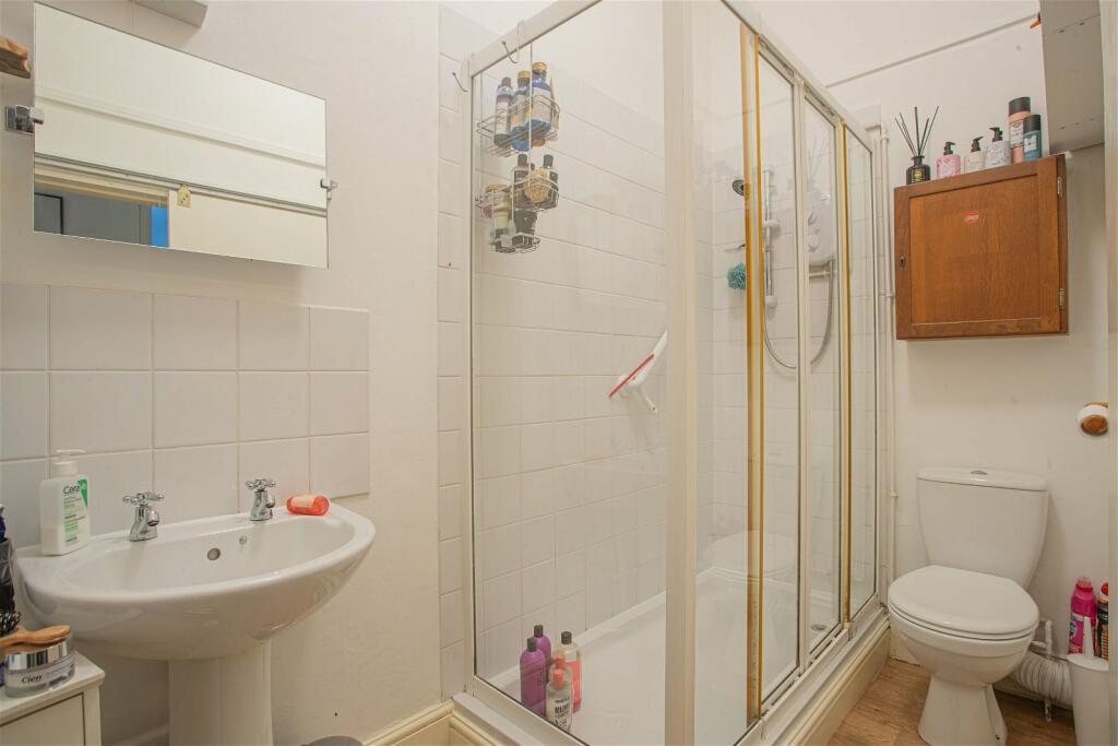 Additional image 11 of Newbridge Hill, Bath, BA1 3PU