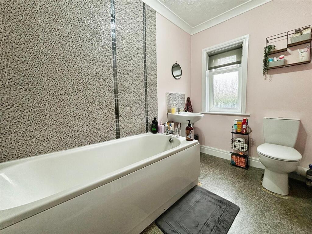 Additional image 14 of Leeds Road, Eccleshill, Bradford, BD2 3LQ