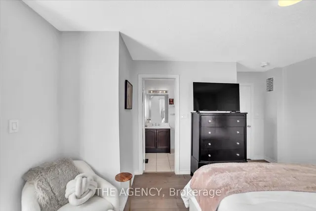 Additional image 33 of 19 Hobart Gdns