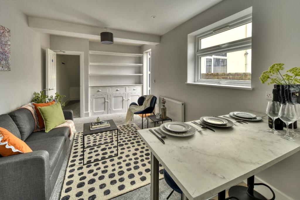 Additional image 3 of Downend Road (D2), Kingswood, Bristol, Bristol, BS15