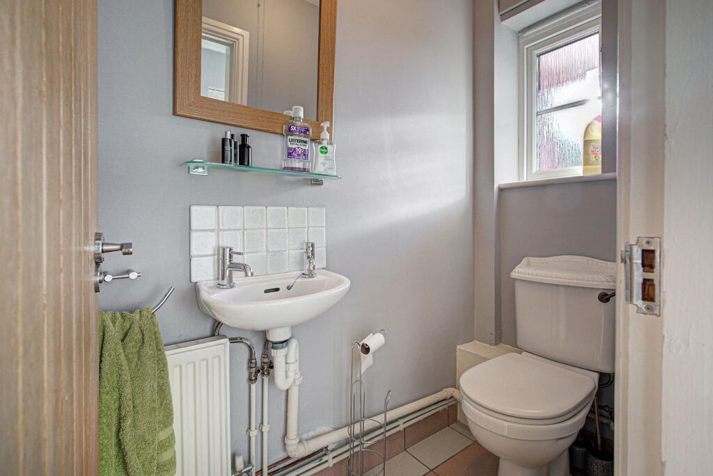 Additional image 11 of 16 Vernon Close, Saughall, Chester,