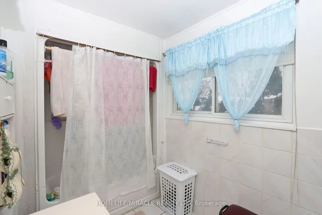 Additional image 24 of 6 Strathavon Dr