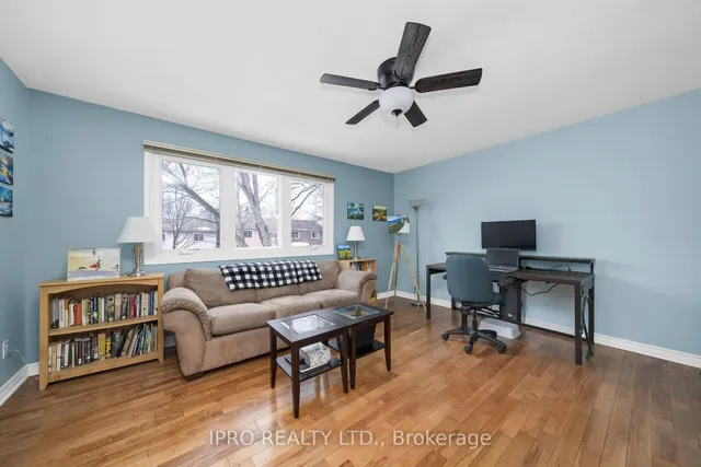 Additional image 20 of 1550 Grosvenor St Unit 32