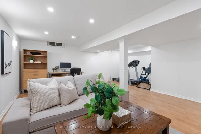 Additional image 12 of 3068 Autumn Hill Cres