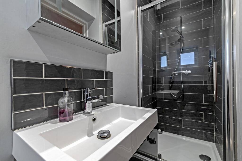 Additional image 9 of The Ridgeway, St. Albans