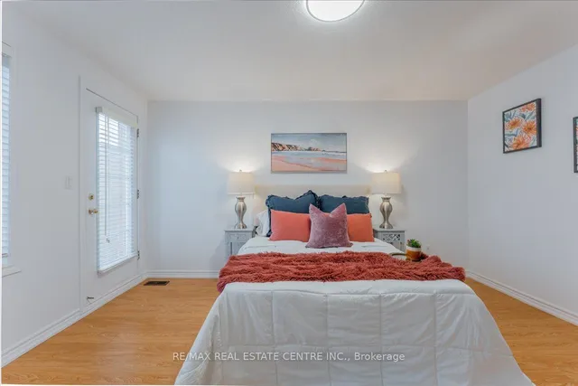 Additional image 31 of 7 Shiff Cres