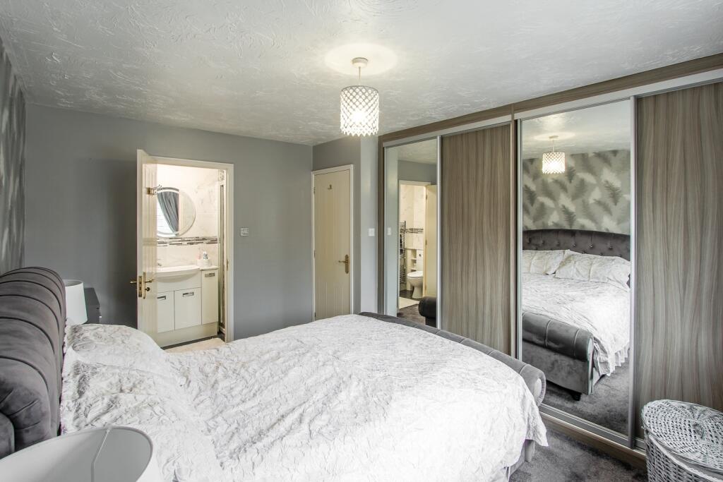 Additional image 9 of 57 College Green, Yeovil