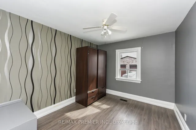 Additional image 14 of 165 Lambton Ave