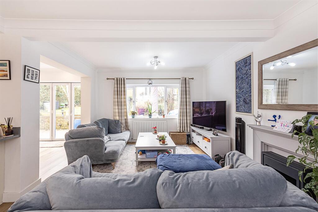 Additional image 3 of Park Rise, Harpenden