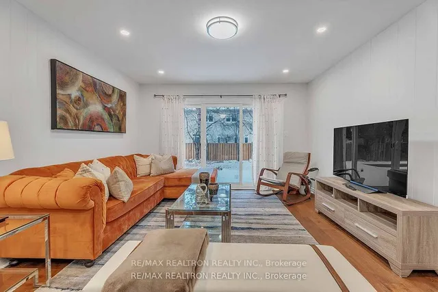 Additional image 19 of 47 Robinter Dr