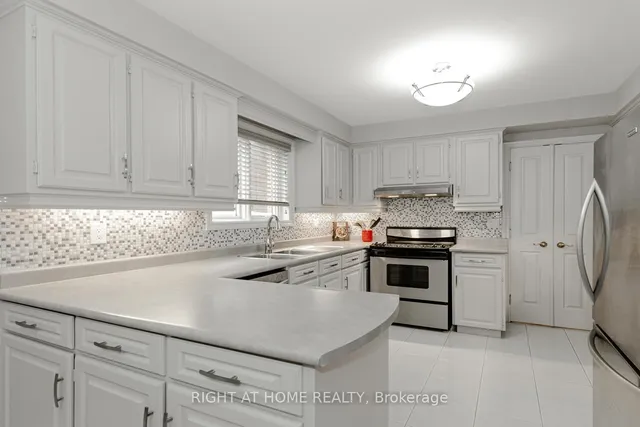 Additional image 11 of 129 Maple Leaf Dr