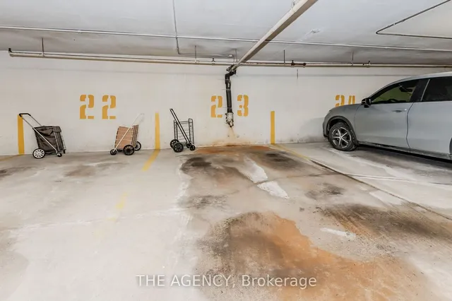 Additional image 32 of 3267 King St Unit 304