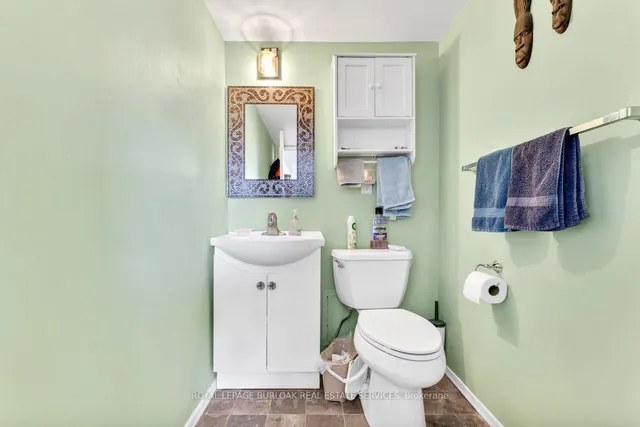 Additional image 18 of 700 Dynes Rd Unit 103