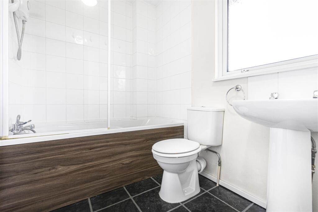 Additional image 10 of Detached House in Corner Plot