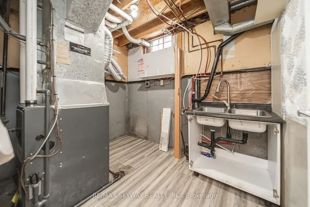 Additional image 34 of 50 Festoon Pl