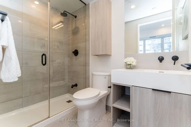 Additional image 15 of 108 Peter St St Unit 915