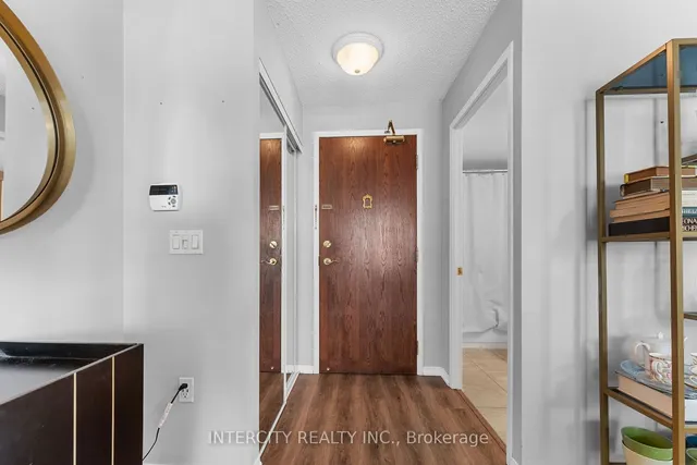 Additional image 15 of 17 Michael Power Pl Unit 413