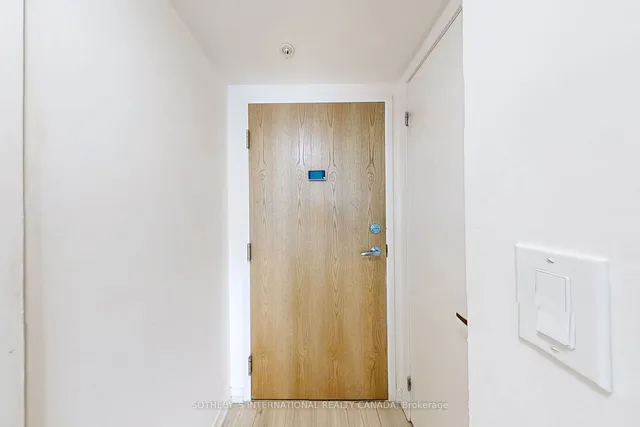 Additional image 24 of 20 Joe Shuster Way Unit 415