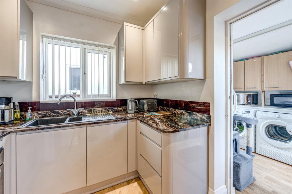 Additional image 11 of Shaftesbury Avenue, Goring-by-Sea, Worthing, West Sussex, BN12