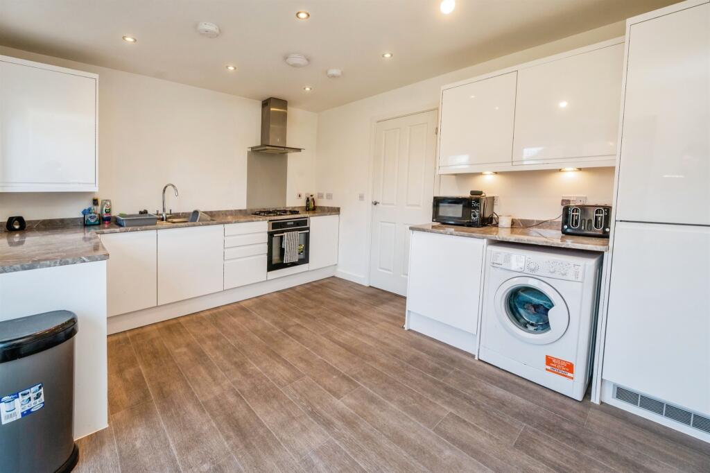 Additional image 17 of Kingstanding Road, Birmingham