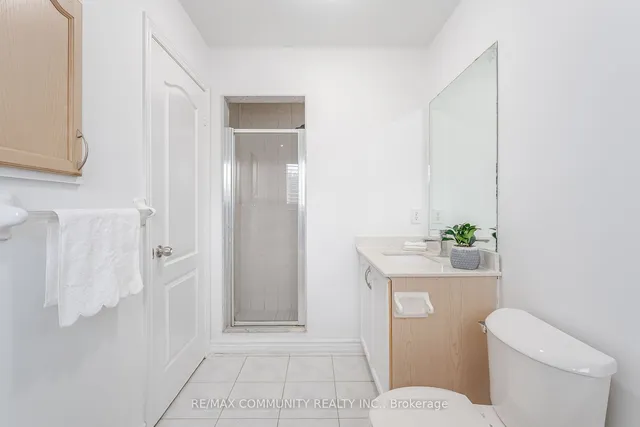 Additional image 24 of 5 Brilliant Crt